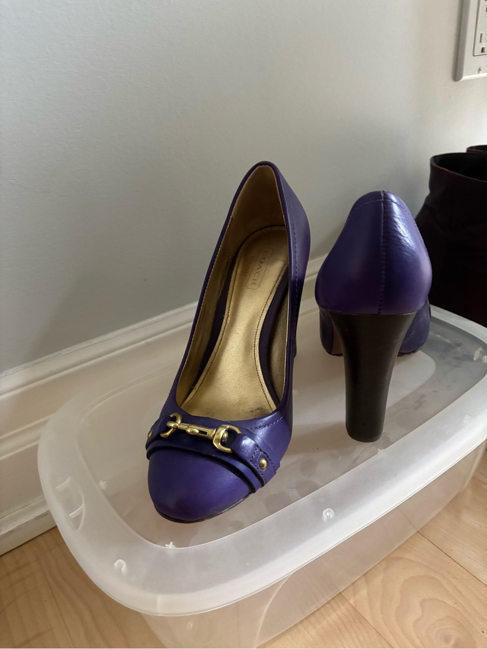 Coach purple Chain-Accent Pumps - Picture 3 of 4